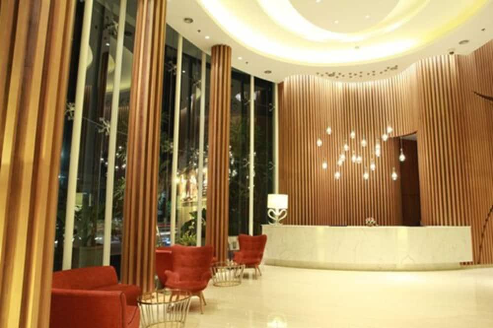 Soll Marina Hotel Serpong Eksteriør bilde