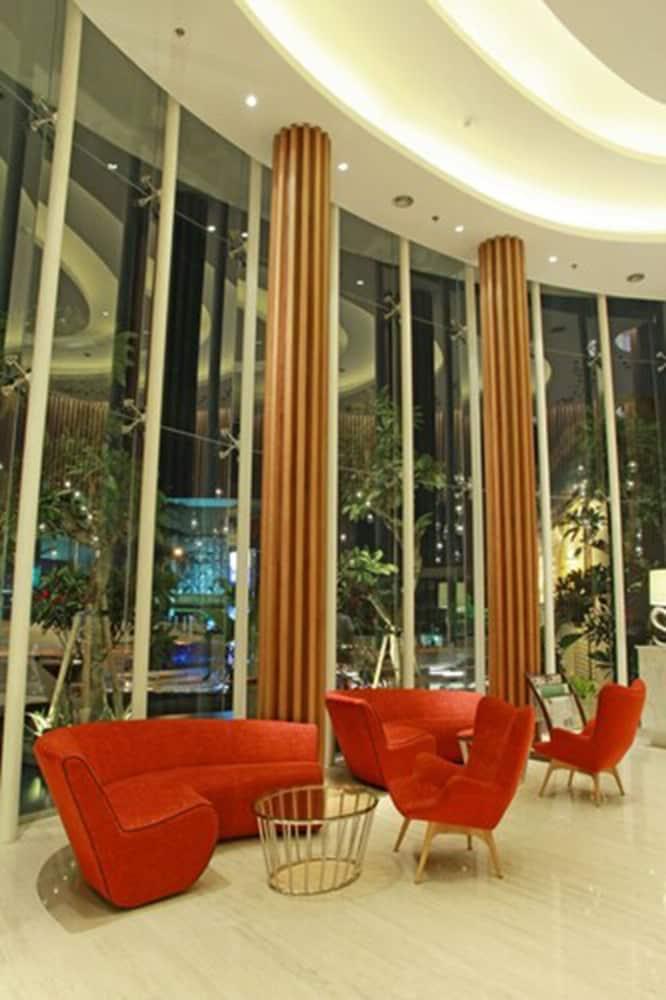 Soll Marina Hotel Serpong Eksteriør bilde